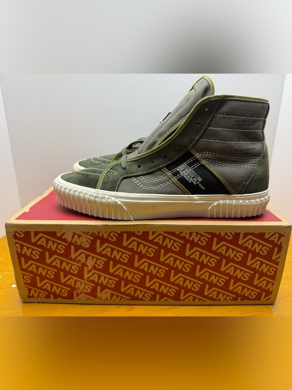 Vans Sk8-Hi Gym Issue World Code